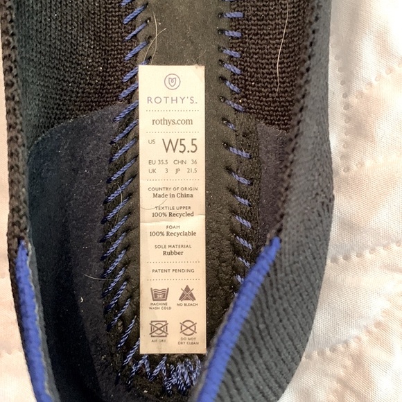 Rothy’s Black Point size 5.5 - Picture 3 of 4